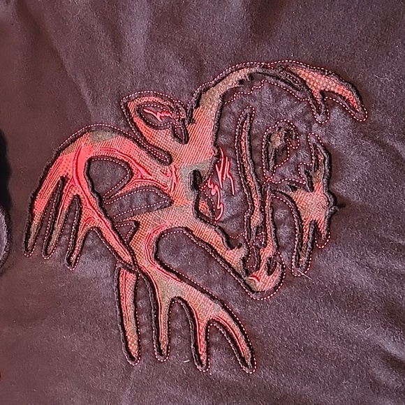 Legendary Whitetails Men's Deer Skull Hoodie, 2XT - Picture 3 of 9